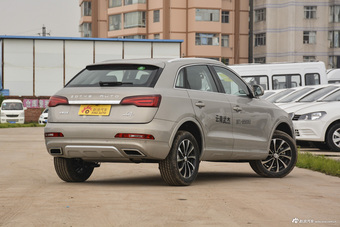 2016款众泰SR7 1.5T自动魔方之路版