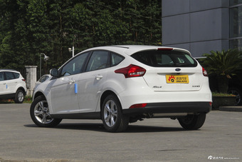 2018款福克斯两厢1.6L自动舒适型智行版