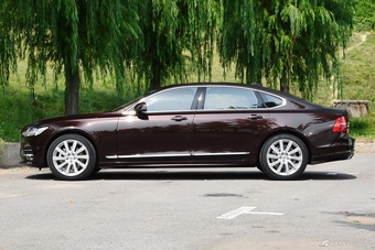 2019款沃尔沃S90 2.0T自动T5智尊版