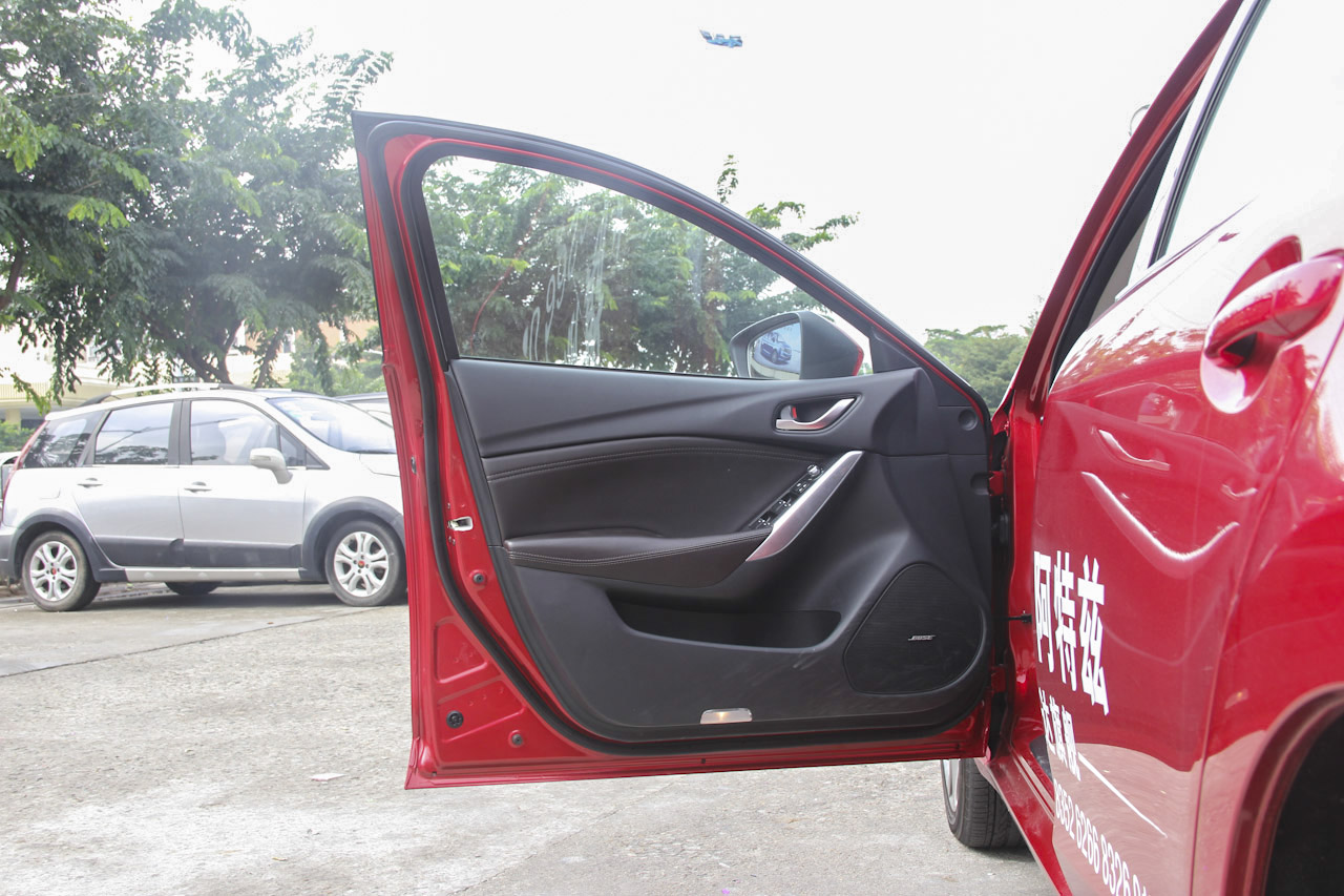 2017款阿特兹2.5L自动蓝天至尊版