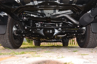 2018款普拉多3.5L自动TX-L NAVI后挂备胎
