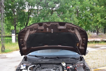 2019款标致408 1.6T自动至尊版350THP