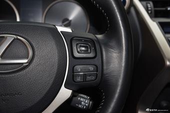 2015款雷克萨斯NX 2.5L自动300h全驱锋致版