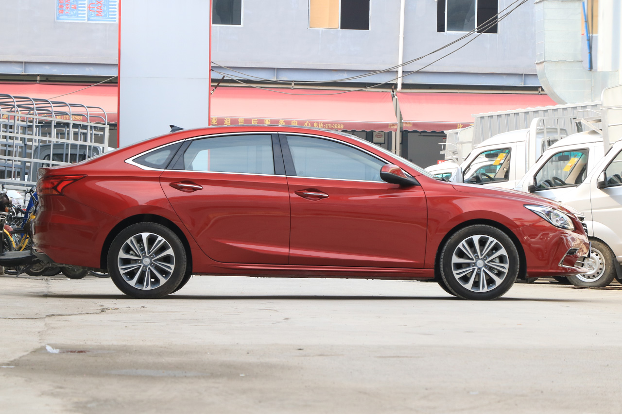 2018款睿骋CC1.5T自动豪雅型