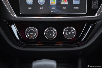 2017款东南DX3 SRG 1.5T自动旗舰型