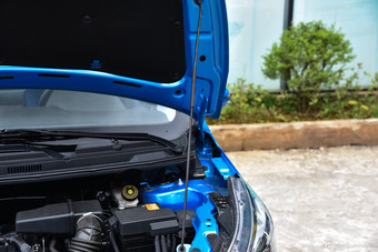 2015款北汽绅宝X25 1.5L手动精英型