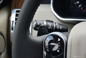 2019款揽胜3.0自动V6传世加长版