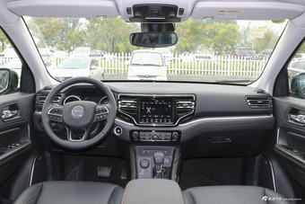 2018款大指挥官2.0T自动四驱耀享版图片