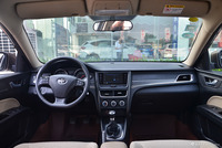 2017款奔腾B30 1.6L 手动舒适型