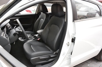 2019款奔腾B50 1.6L手动精英型