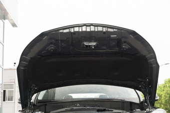 2018款英菲尼迪QX50 2.0T自动两驱时尚版