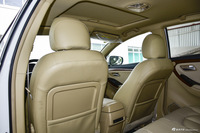 2015款海马M8 1.8T自动舒适型