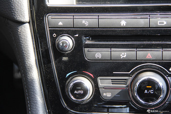 2015款捷豹XJL 3.0L自动SC两驱尊享商务版