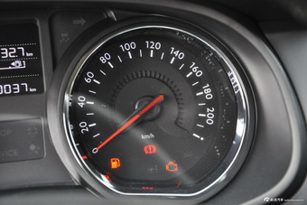 2017款雪铁龙C3-XR 230THP自动先锋型