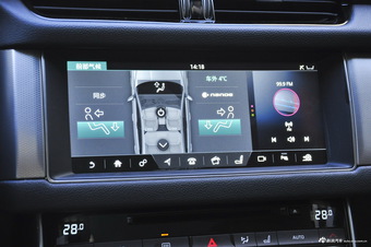 2017款捷豹XFL 2.0T自动240PS奢华版