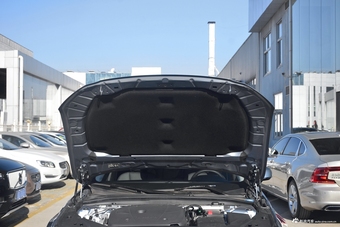 2018款沃尔沃S90 2.0T自动T4智远版