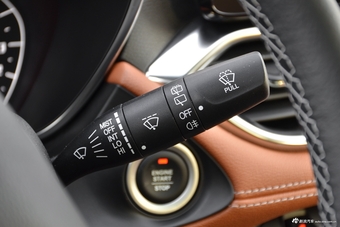 2018款宝骏510 1.5L自动周年特别版