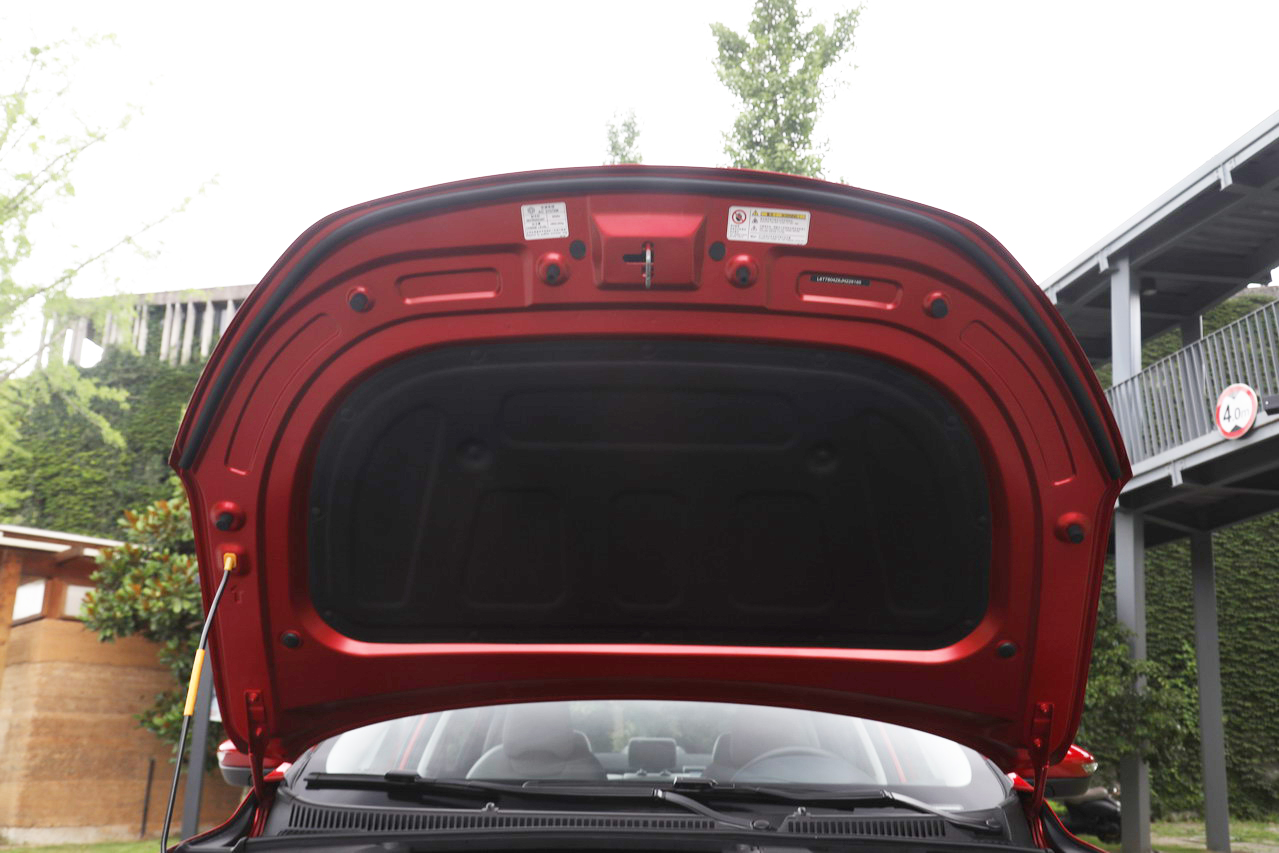 2018款吉利缤瑞1.0T自动缤耀版200T 