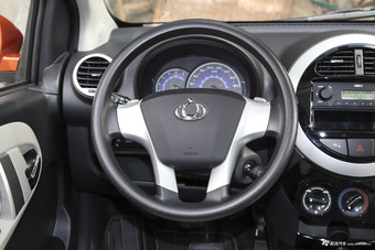 2016款吉利熊猫1.0L AMT萌动版