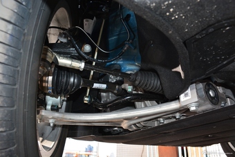 2018款奥迪Q3 30周年年型 30 TFSI时尚型