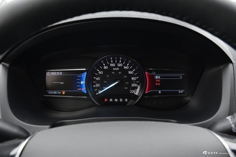 2018款探险者2.3T自动精英版