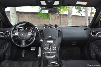 2015款日产370Z 3.7L自动Coupe图片