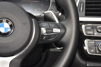 2018款宝马3系2.0T自动320Li M运动曜夜版