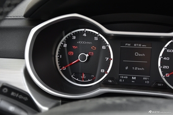 2018款吉利博越2.0L手动智雅型