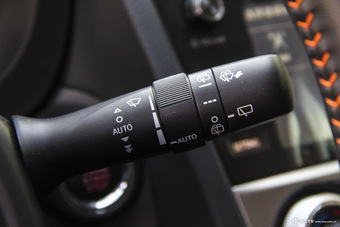 2016款斯巴鲁XV 2.0i 豪华导航版