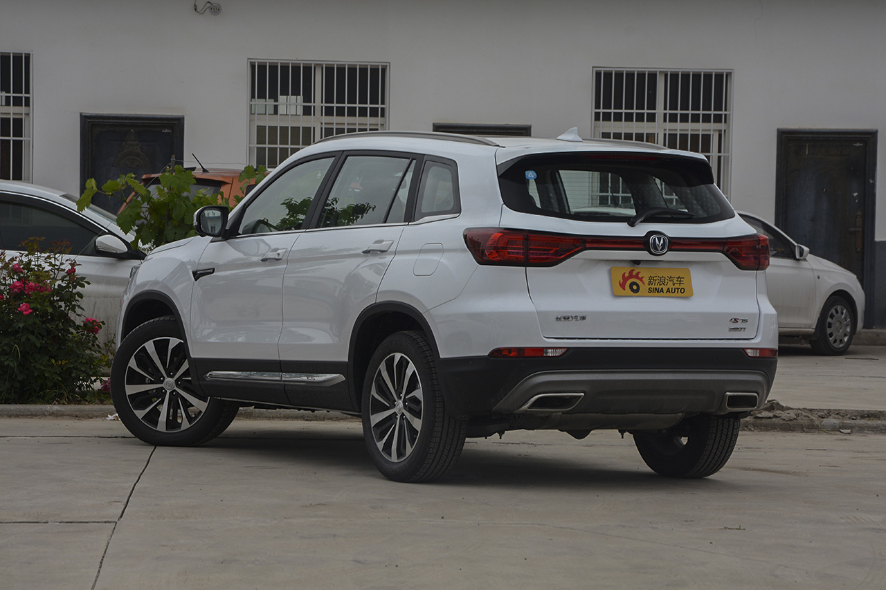 2018款长安CS75 1.5T自动雅智型