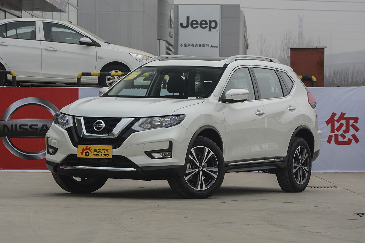 2017款奇骏2.5L自动CVT豪华版 4WD