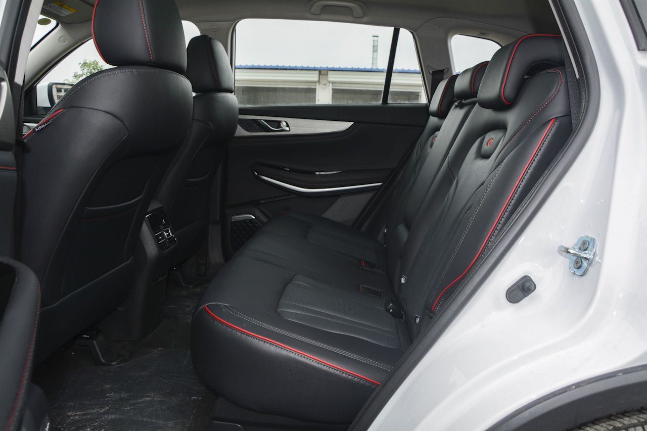 2018款长安CS75 1.5T自动睿智型