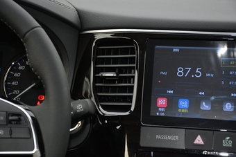 2019款欧蓝德 2.0L自动七座畅享版