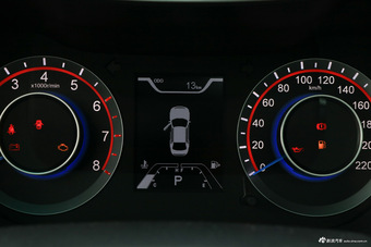 2017款海马福美来1.6L自动豪华型