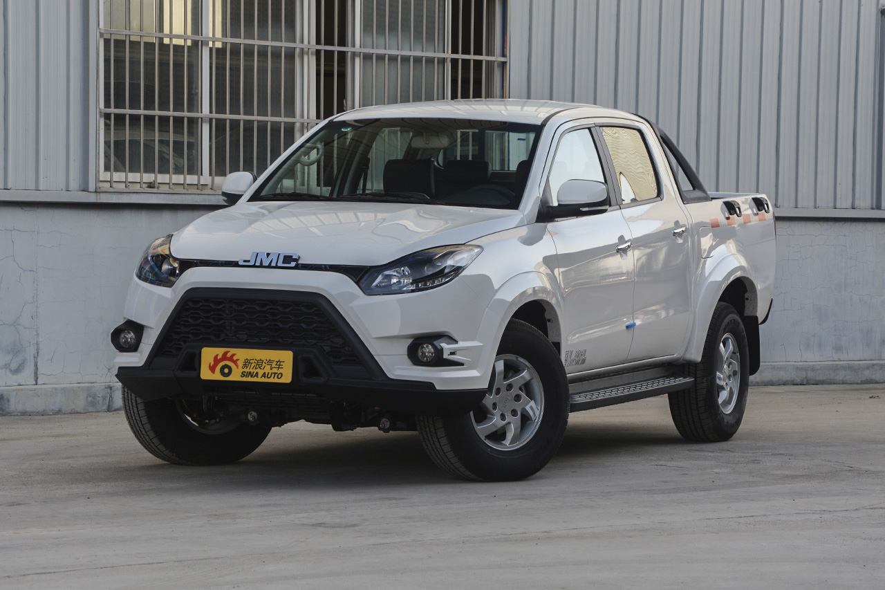 2017款域虎2.4T手动柴油四驱豪华版JX4D24A5