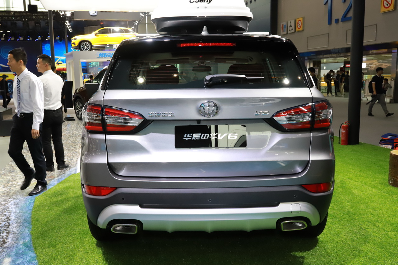 2018广州车展实拍：中华V6