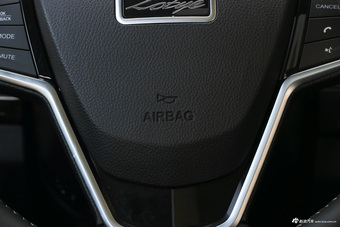 2018款众泰Z700H 1.8T DCT尊贵型