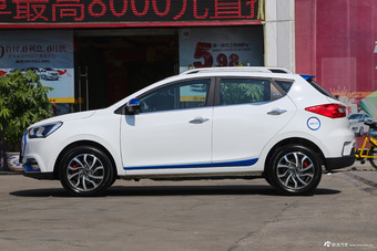 2017款江淮iEV7S 智尊型