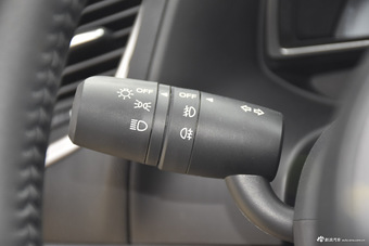 2017款马自达3昂克赛拉 两厢 2.0L 自动豪华型