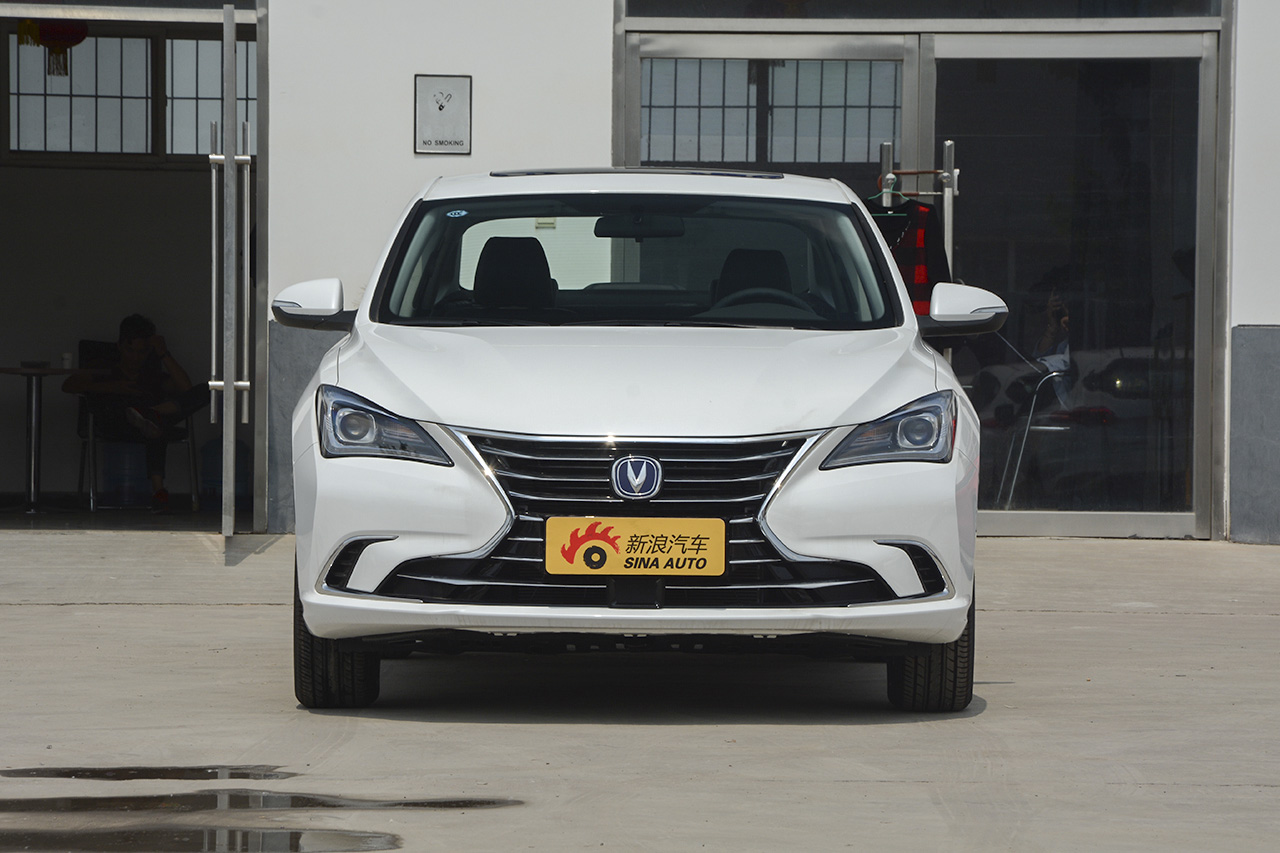  2018款逸动1.6L GDI自动时尚型