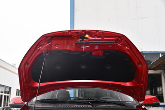 2017款瑞虎3X 1.5L手动时尚版