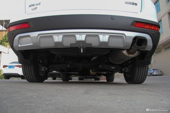 2018款哈弗H6运动版1.5T自动两驱尊贵型红标