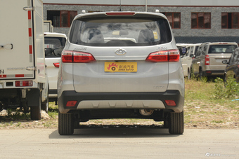 2017款长安欧尚A800 1.6L手动舒适型