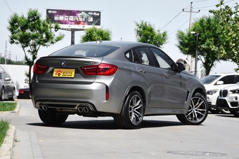 2018款宝马X6M 4.4T自动