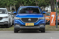 2017款名爵ZS 1.5L手动尊享互联网版