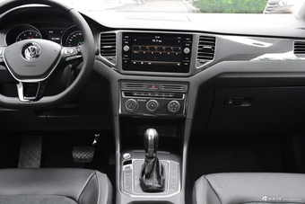 2018款高尔夫·嘉旅1.4T自动豪华型230TSI 2周年纪念版