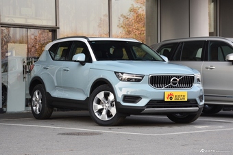 2019款沃尔沃XC40 2.0T四驱子夜亚马逊蓝T4