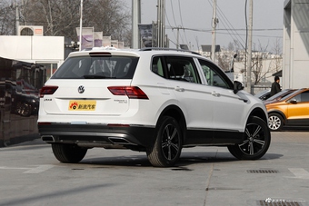 2017款途观L 2.0T自动四驱豪华版380TSI