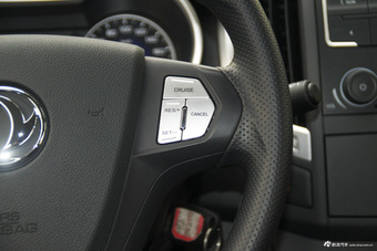 2016款风神AX3 1.5L自动尚酷型