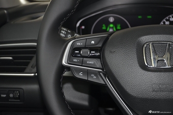 2018款雅阁1.5T自动豪华版260TURBO